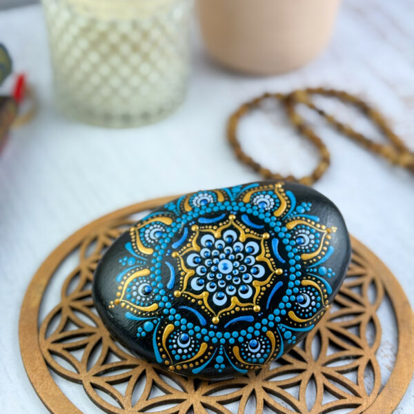 Galet mandala Cohérence